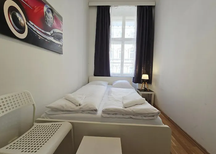 Spacious 3 Private In A Shared In *